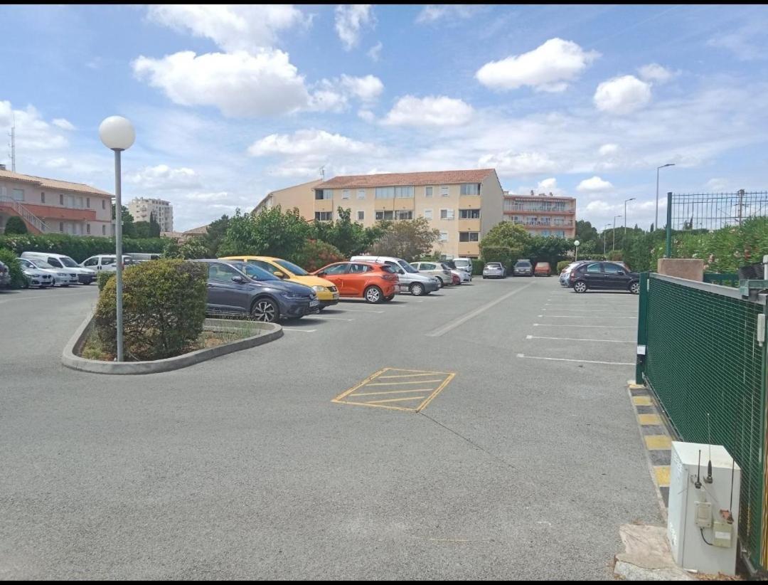 Frejus-Plage Et Centre-Ville, 28 M2, Accueil 4 Personnes, Francais, English Spoken المظهر الخارجي الصورة